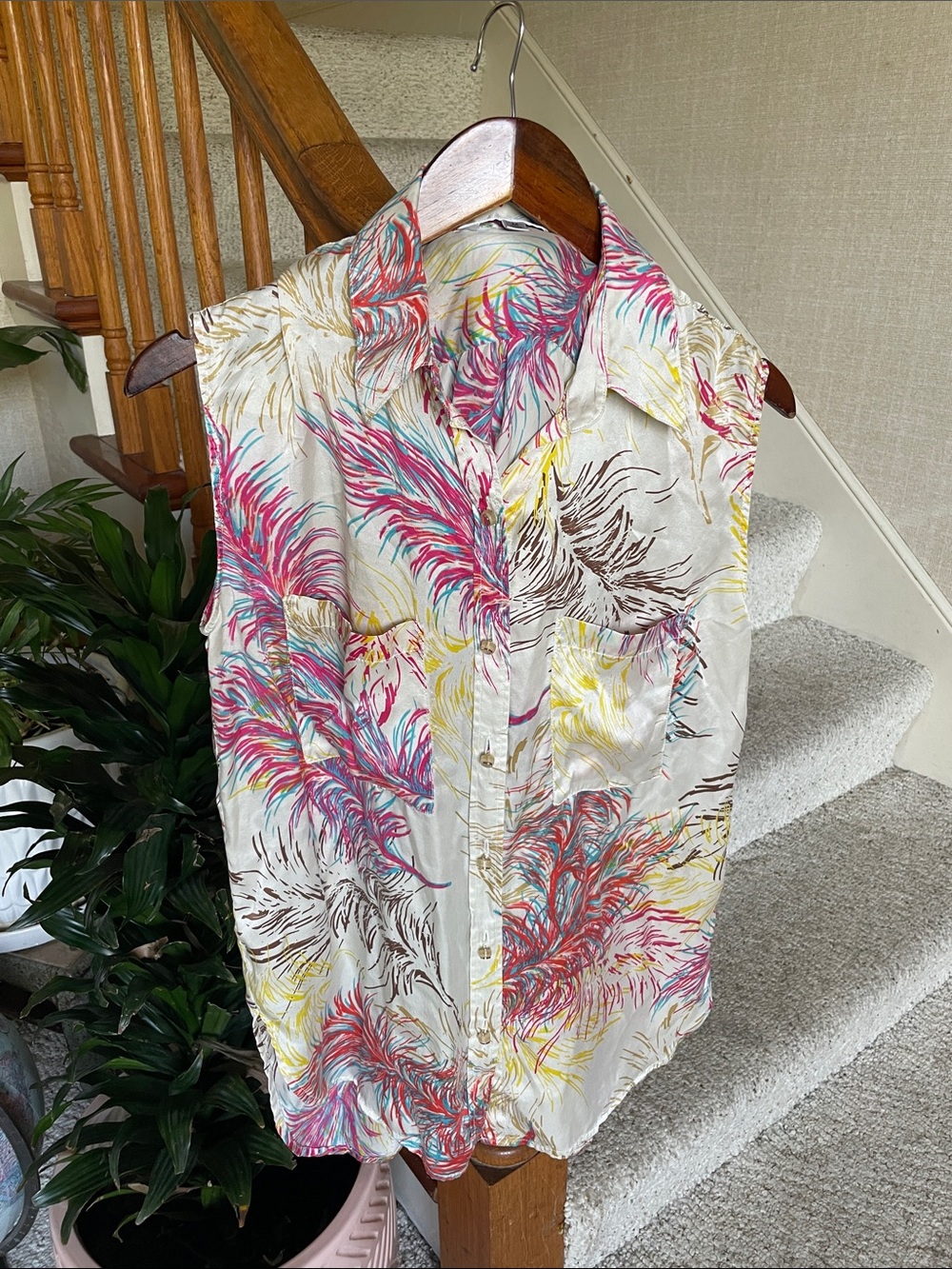 CAbi 100% Silk Feather-Print Sleeveless Blouse in Cream, Pink & Teal